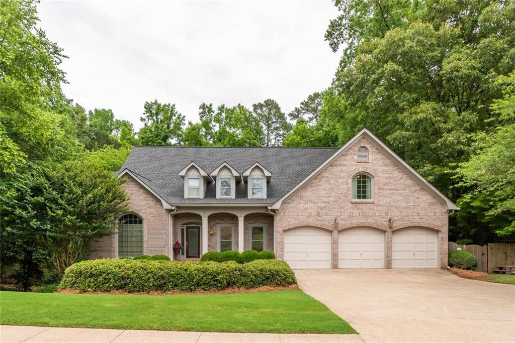 2933 Mountain Trace, Roswell, GA 30075