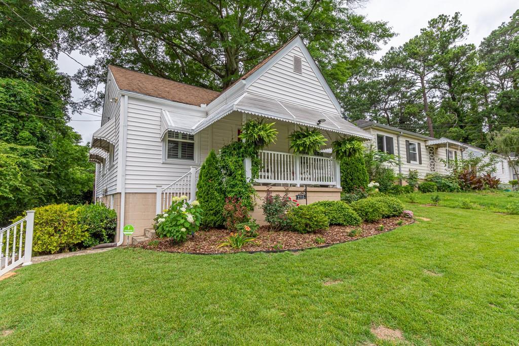 2715 Humphries St., East Point, GA 30344