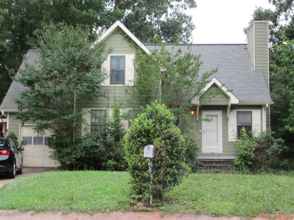 507 Carillon Ct., Stone Mountain, GA 30083