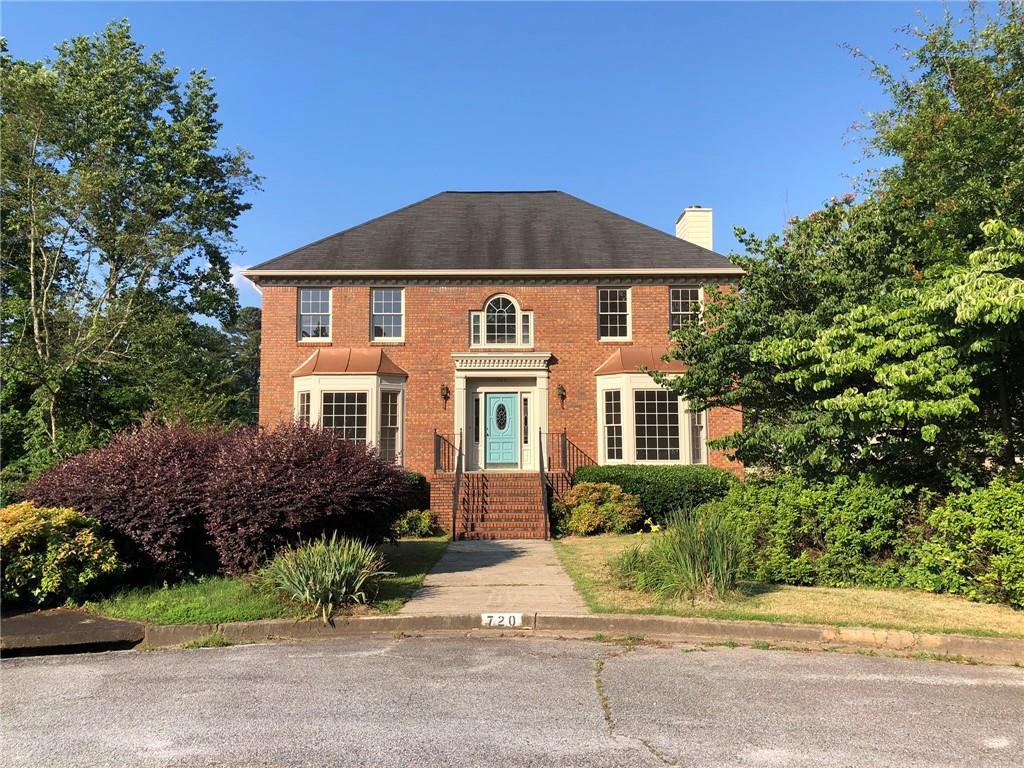 720 Rosa Dr., Lawrenceville, GA 30044