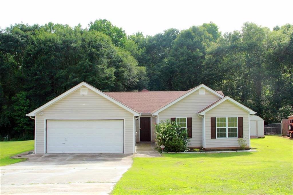 4789 Turning Leaf Dr., Gillsville, GA 30543