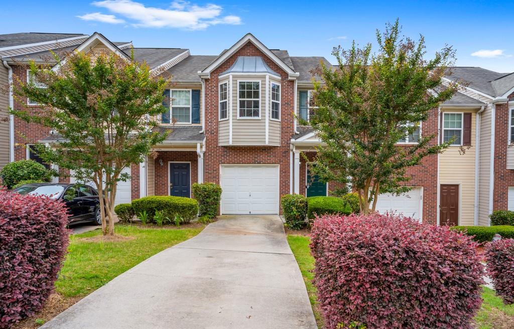 5185 Lincoln Dr., Fairburn, GA 30213