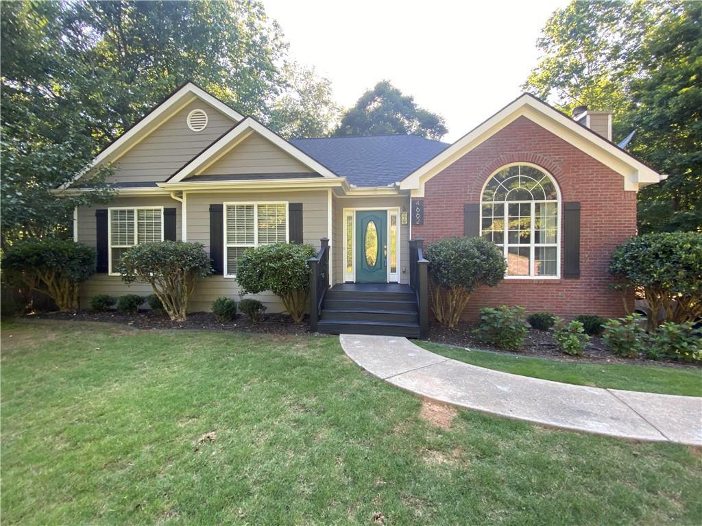 4662 Fox Forrest Dr., Flowery Branch, GA 30542