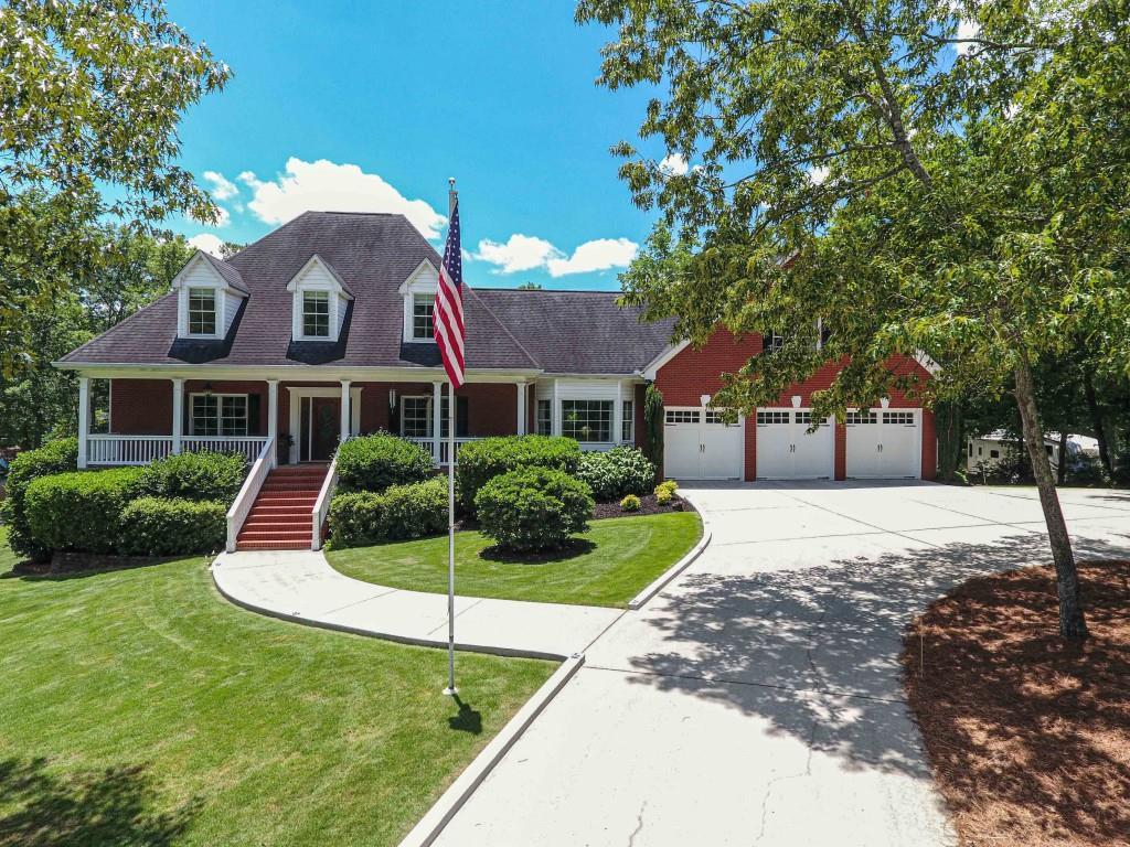 3870 Governors Cir., Loganville, GA 30052