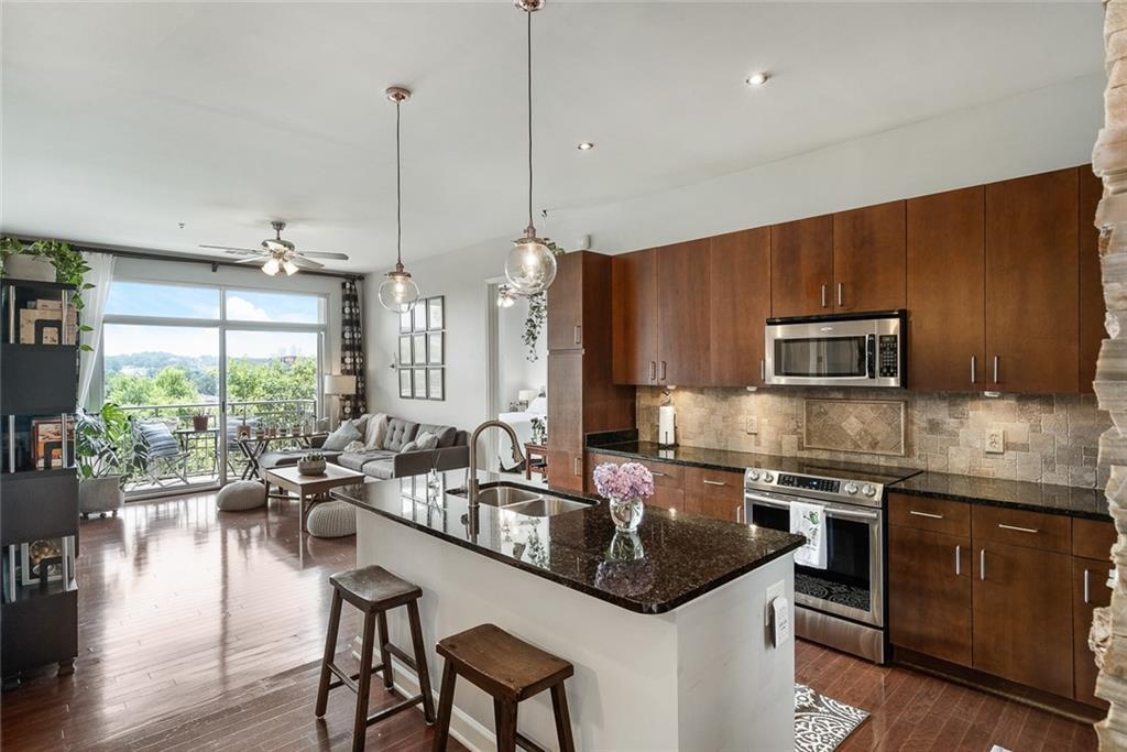 711 Cosmopolitan Dr. #347, Atlanta, GA 30324