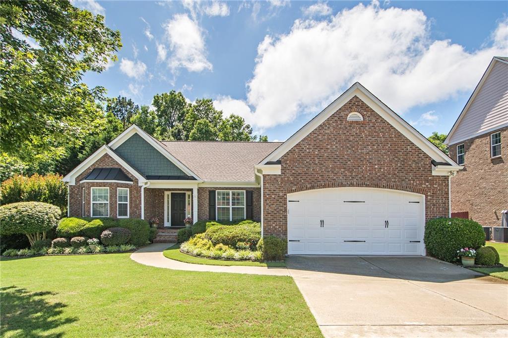 4235 Crestwood Bend Cir., Buford, GA 30518