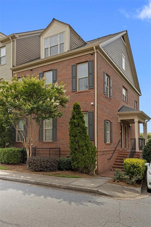 769 Berrydale Dr., Atlanta, GA 30328