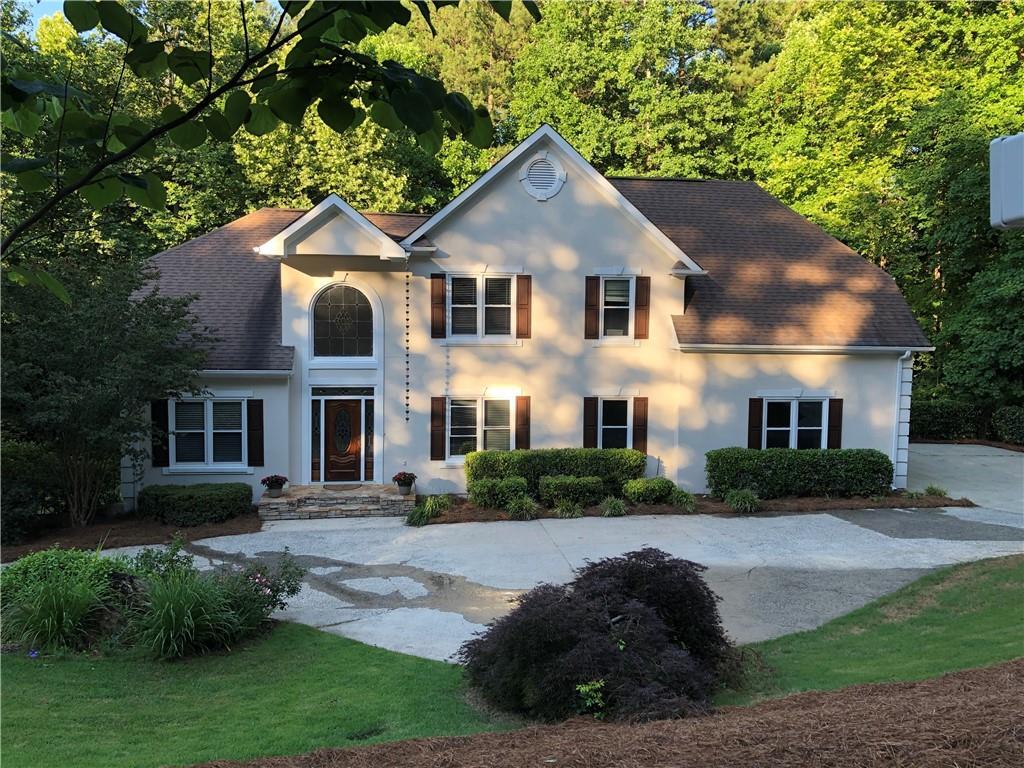 245 Weatherwood Cir., Alpharetta, GA 30004