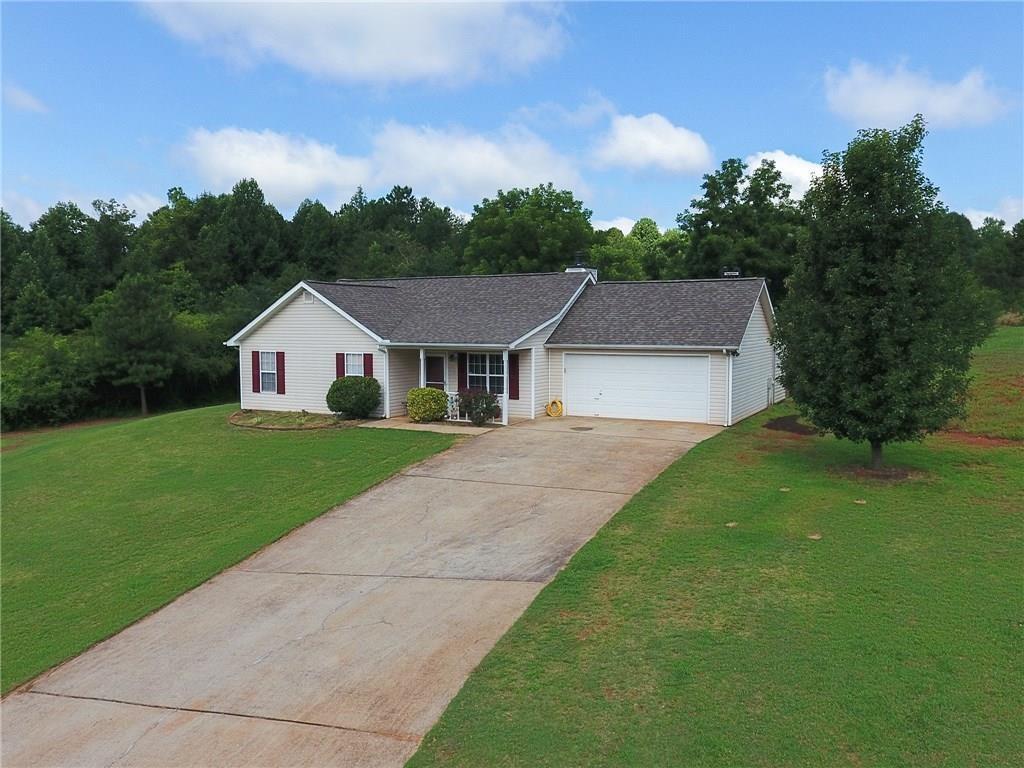 4378 Rolling Ridge Dr., Gillsville, GA 30543