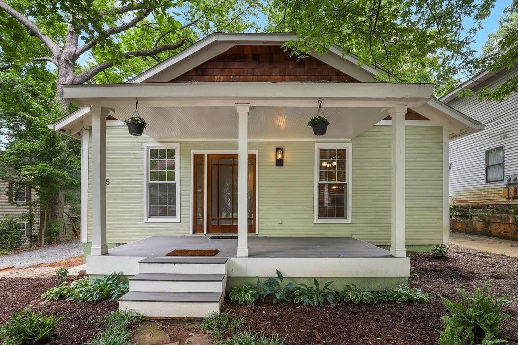 1035 Curran St., Atlanta, GA 30318