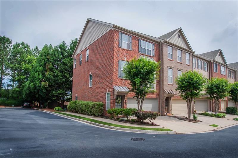 3283 Greenwood Oak Dr., Peachtree Corners, GA 30092