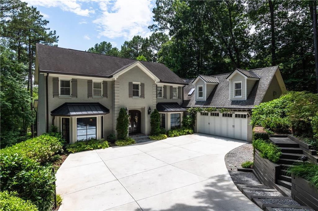 8970 Ridgemont Dr., Atlanta, GA 30350