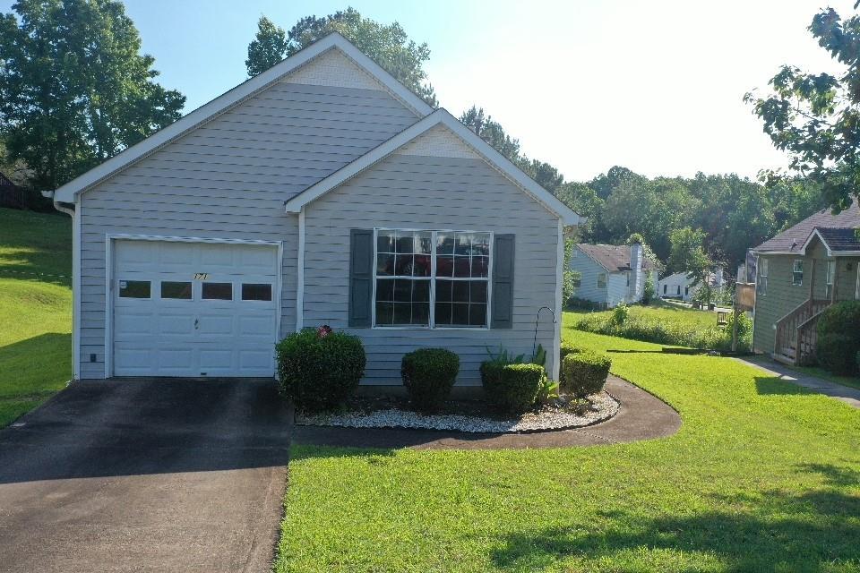 1171 Foxwood Dr., Douglasville, GA 30134