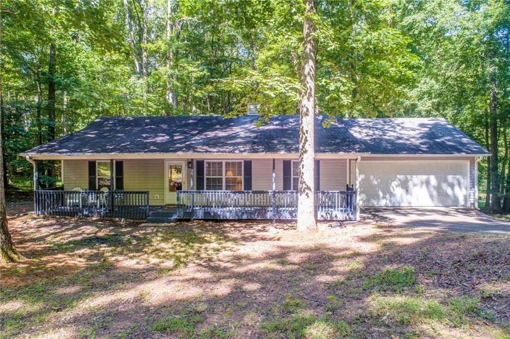 181 Pinebrook Dr., Waleska, GA 30183