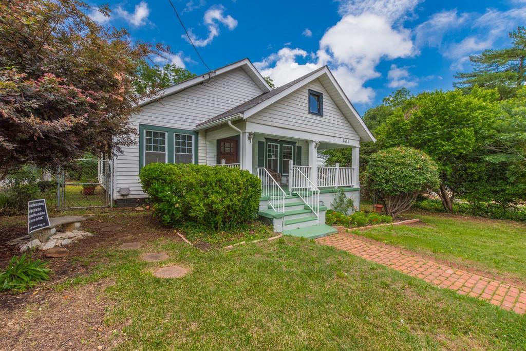 1411 Bryan Ave., East Point, GA 30344