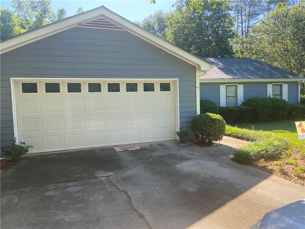 10 Oakbrook Ln., Covington, GA 30016