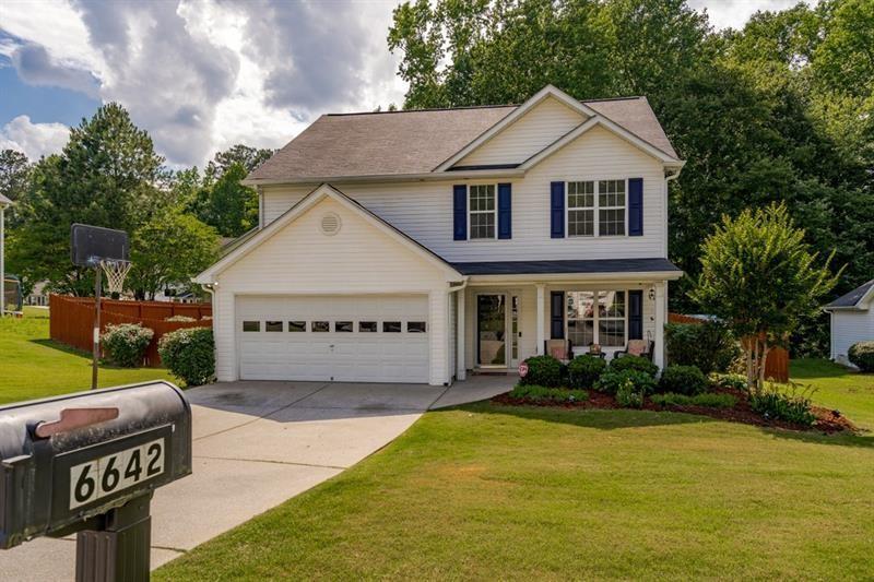 6642 Shady Ridge Ln., Austell, GA 30168