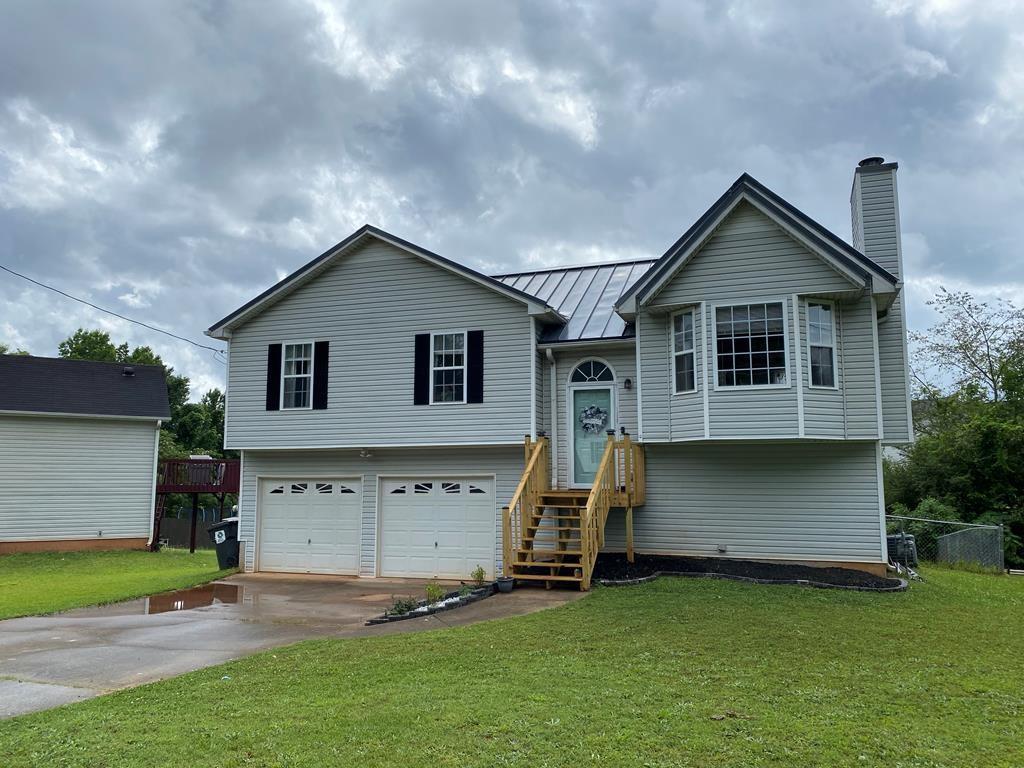 225 Winchester Dr., Villa Rica, GA 30180