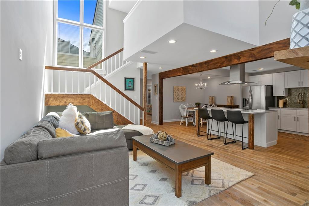 653 Serramonte Dr., Marietta, GA 30068