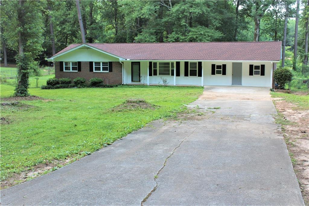 46 Valley Rd., Lawrenceville, GA 30044
