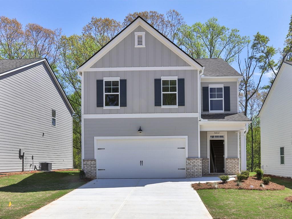 5748 Screech Owl Dr., Flowery Branch, GA 30542