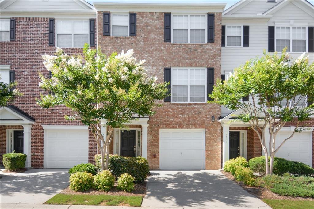 3529 Chattahoochee Summit Ln., Atlanta, GA 30339