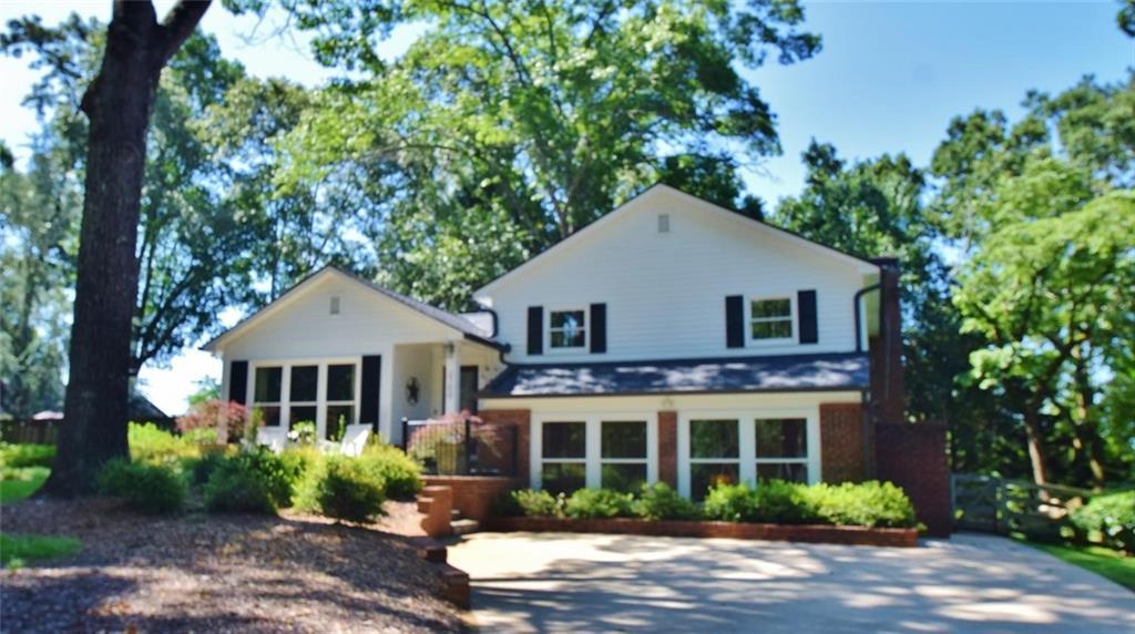 2766 Quillians Dr., Gainesville, GA 30506