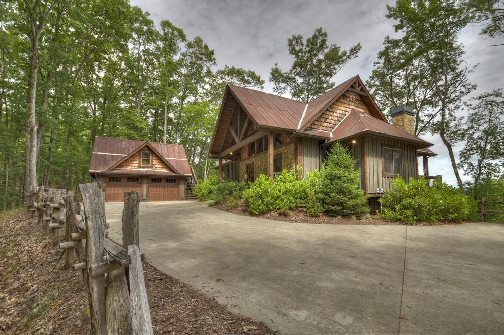 249 Settlement Rd., Blue Ridge, GA 30513