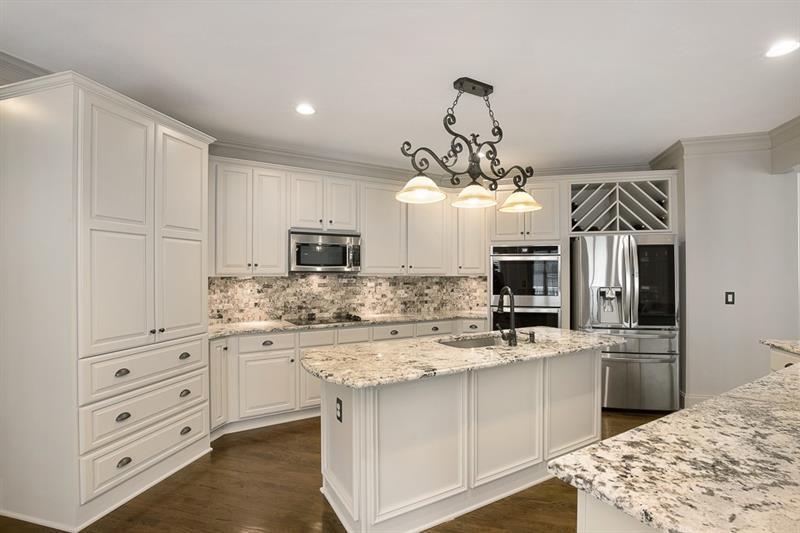 6685 Bridlewood Way, Suwanee, GA 30024