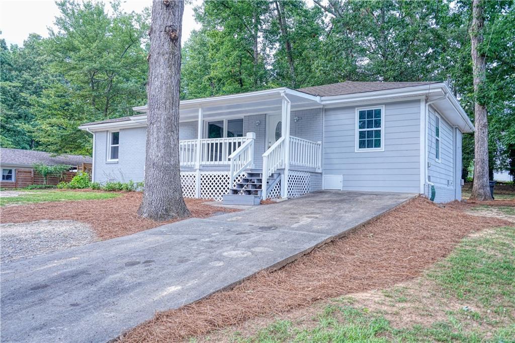853 E Morningside Dr., Lawrenceville, GA 30043