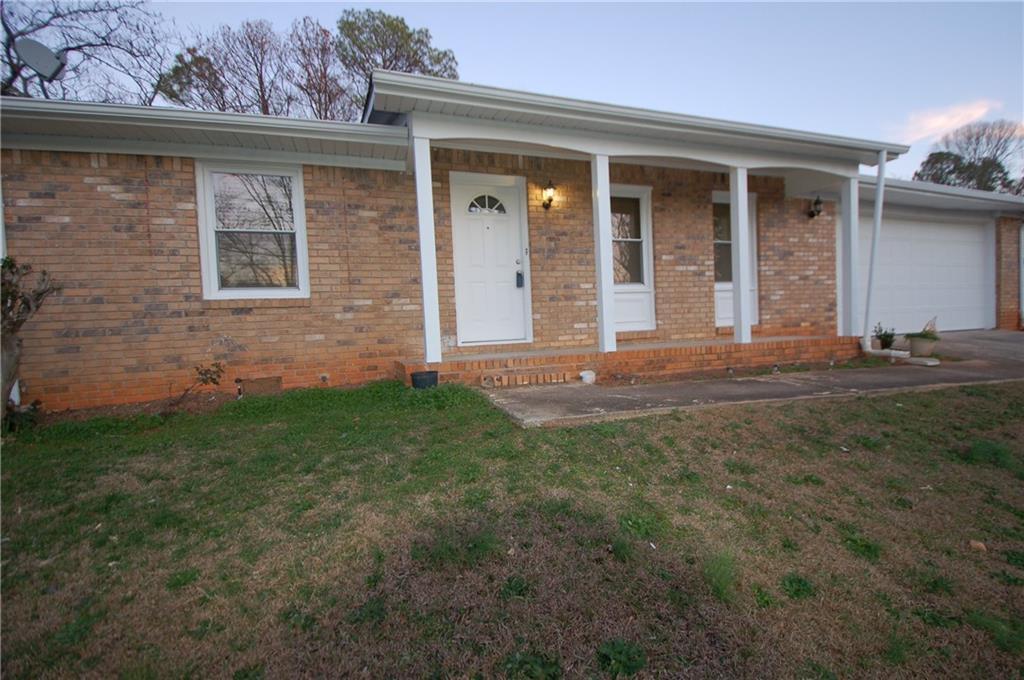 5278 Louis Xiv Ln., Atlanta, GA 30349