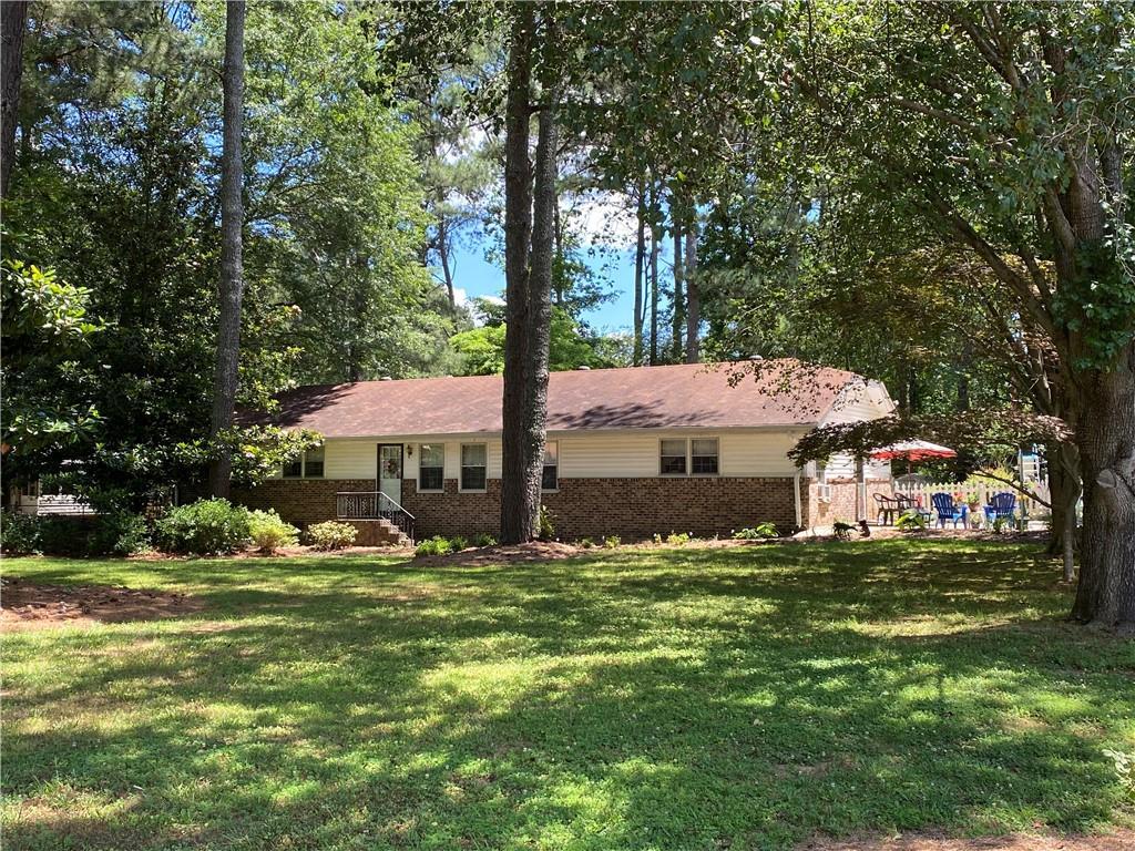 485 Horseshoe Cir., Lilburn, GA 30047
