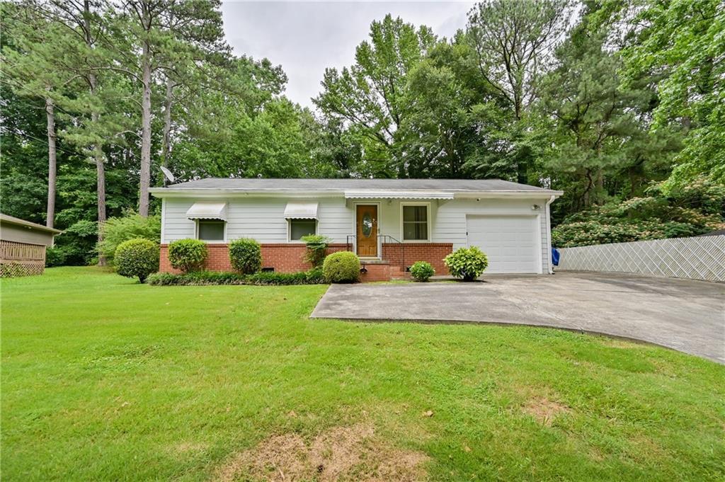 1609 Bridgeport Dr., Atlanta, GA 30318