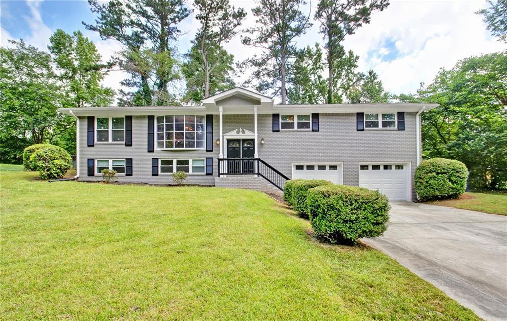 81 Cedar Valley Dr., Kennesaw, GA 30144