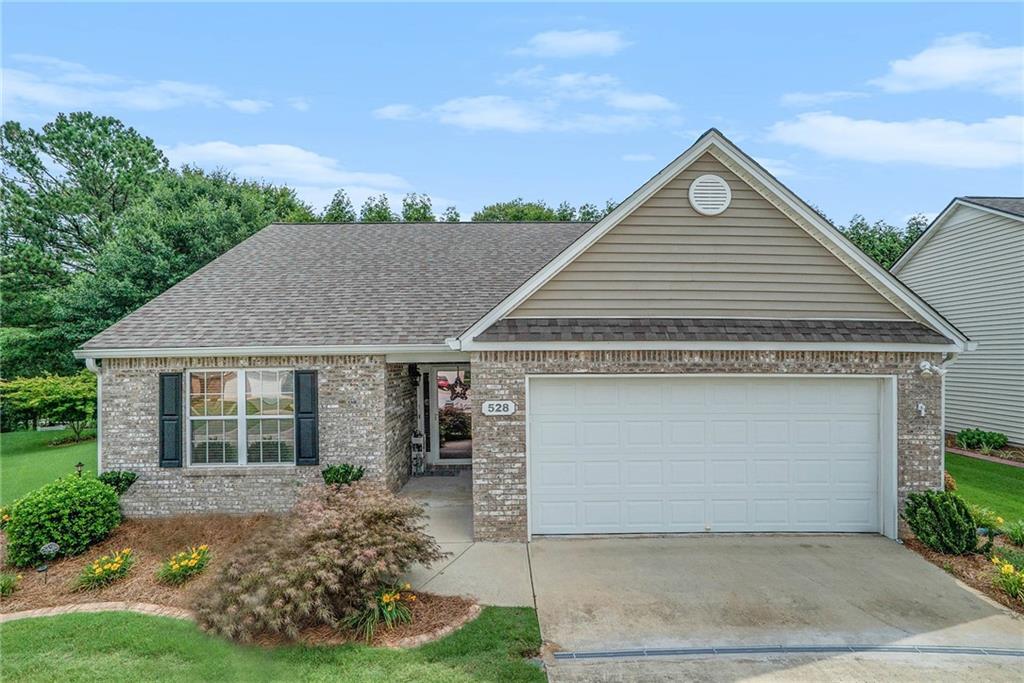 528 Mockingbird Ln., Loganville, GA 30052