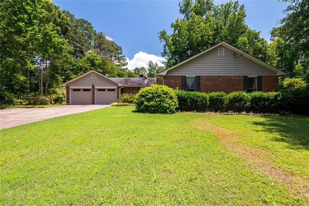 65 Tall Oaks Tr., Covington, GA 30014