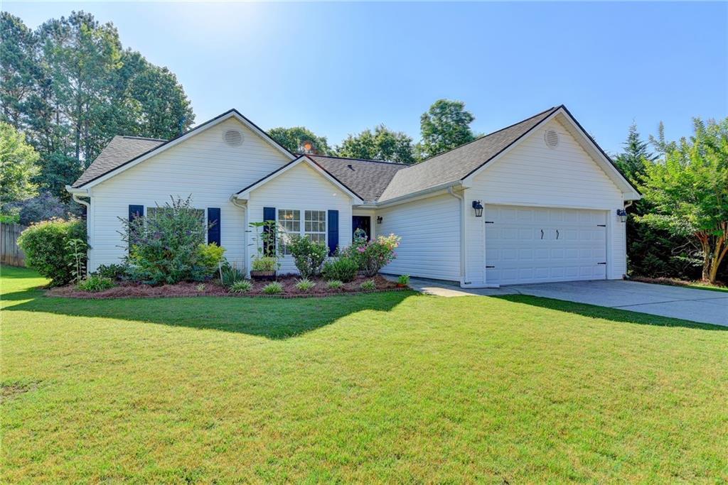 2445 Fort Daniels Dr., Dacula, GA 30019