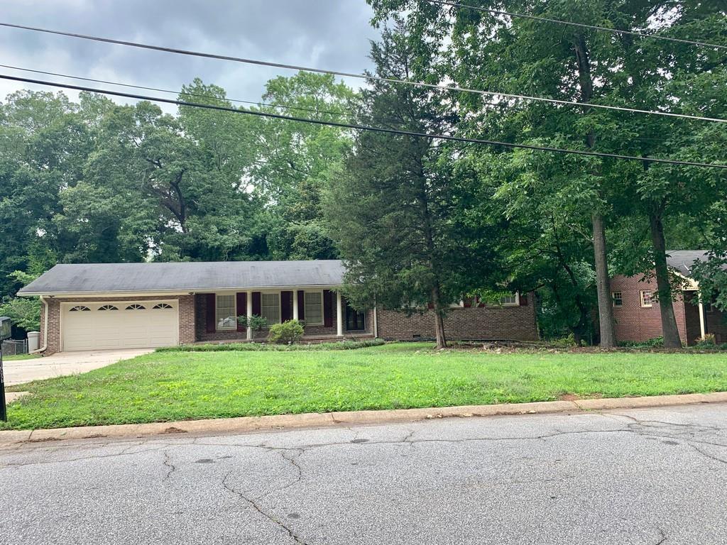 1169 Sherrington Dr., Stone Mountain, GA 30083