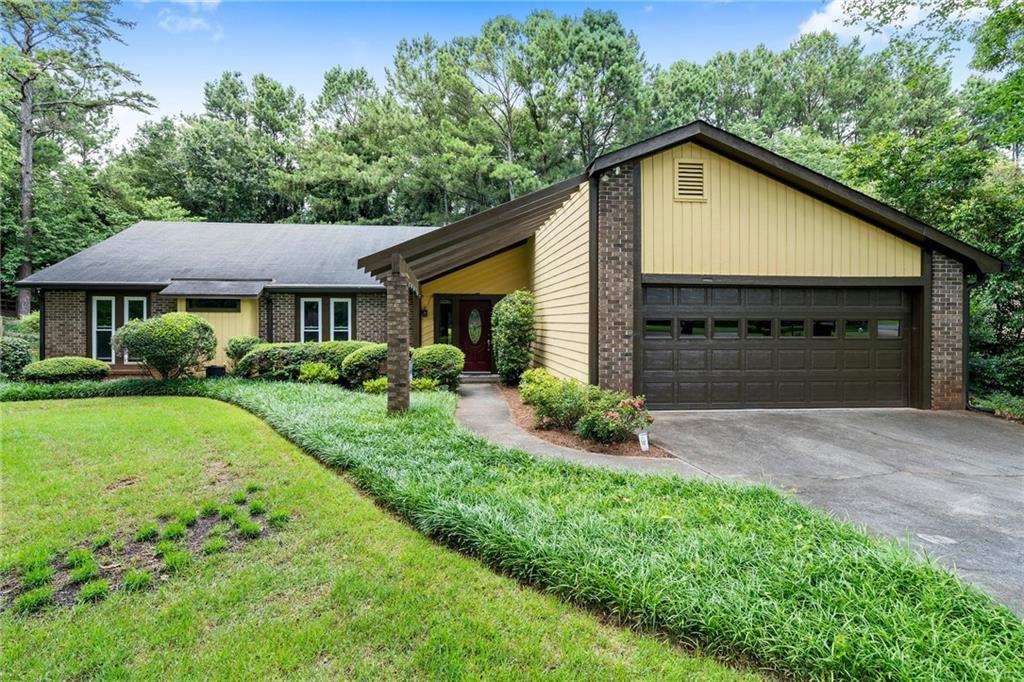 3351 River Birch Way, Roswell, GA 30075
