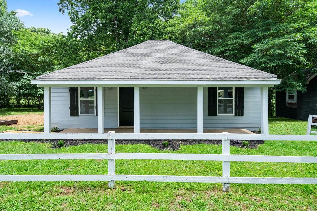 109 Fairview Dr., Cartersville, GA 30120