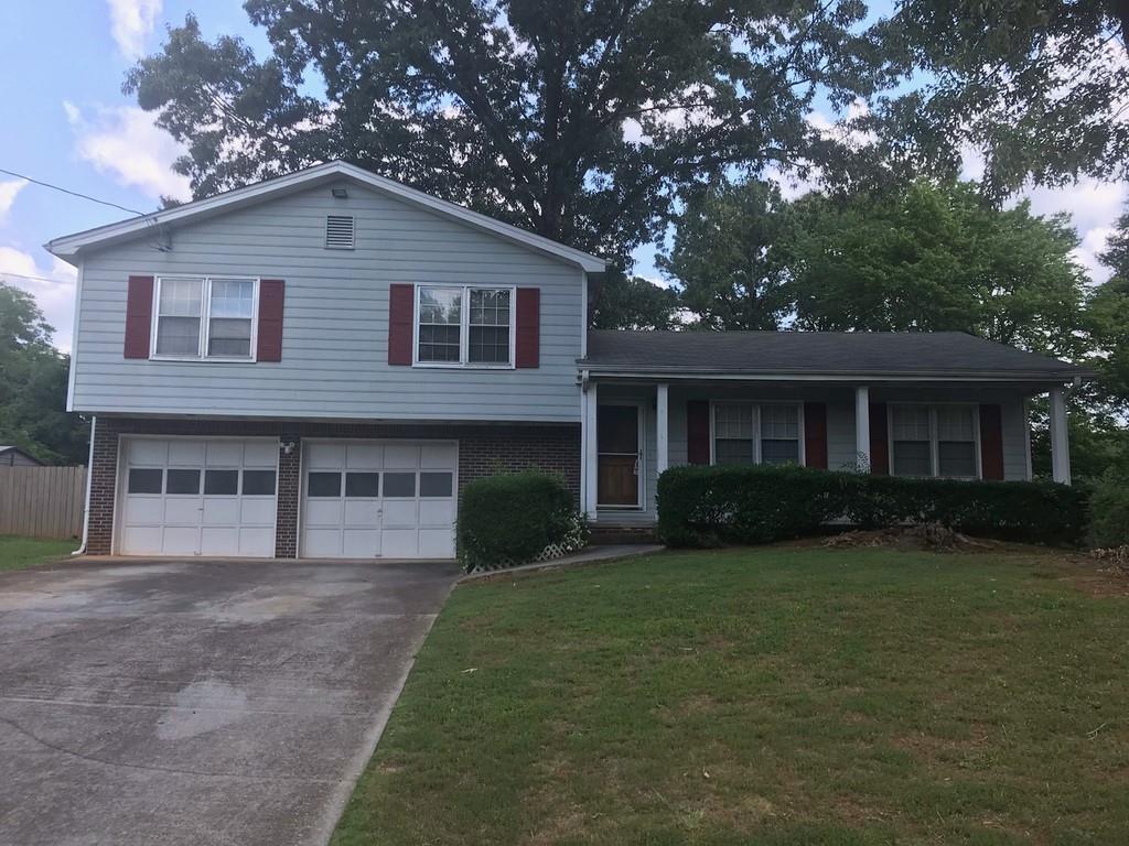 4269 Castle Gate Dr., Snellville, GA 30039