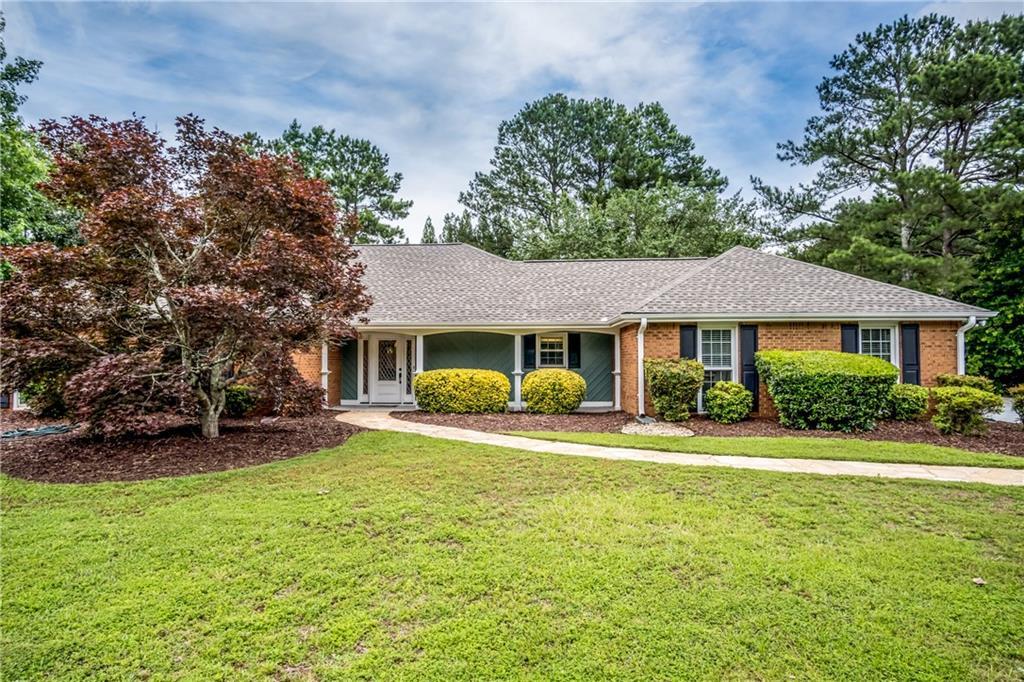 145 Saddle Lake Dr., Roswell, GA 30076