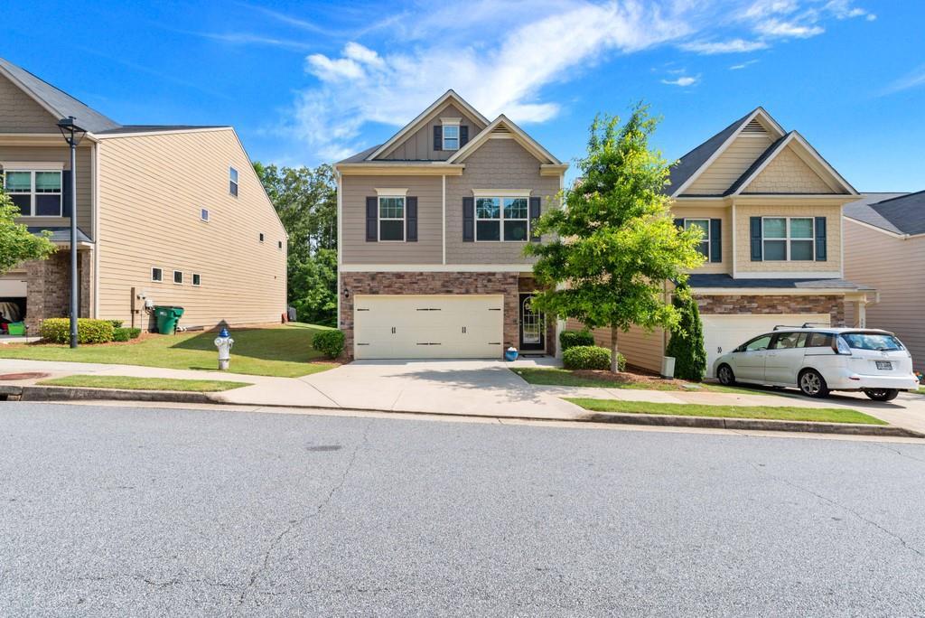 306 Lakeside Ln., Woodstock, GA 30188