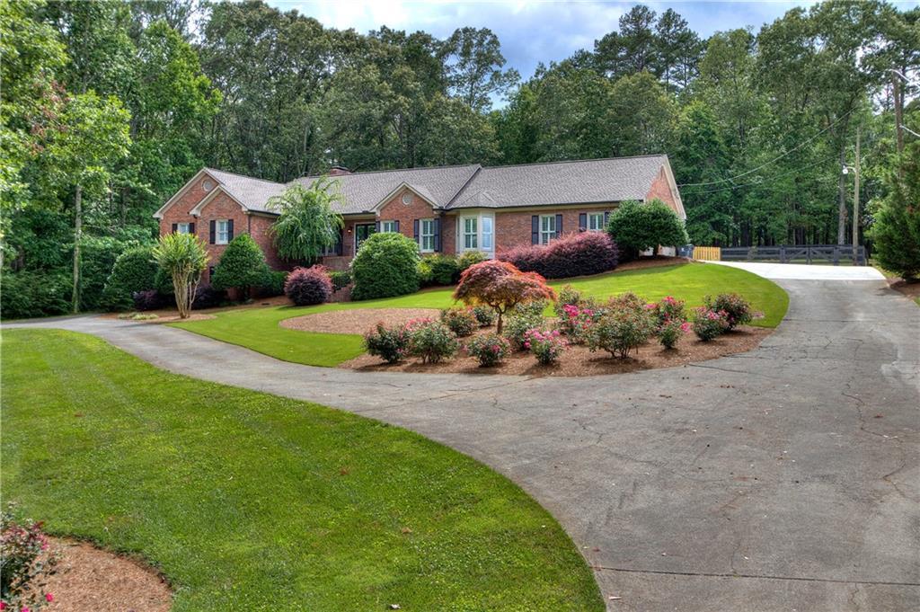 426 Martin Rd., Cartersville, GA 30120