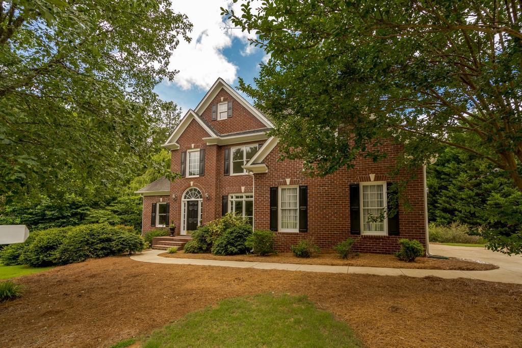 1001 Avery Creek Dr., Woodstock, GA 30188