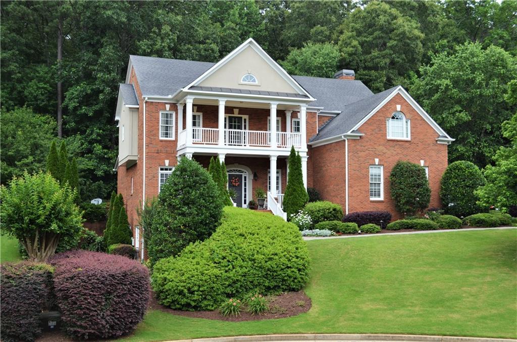 976 Kinghorn Dr., Kennesaw, GA 30152