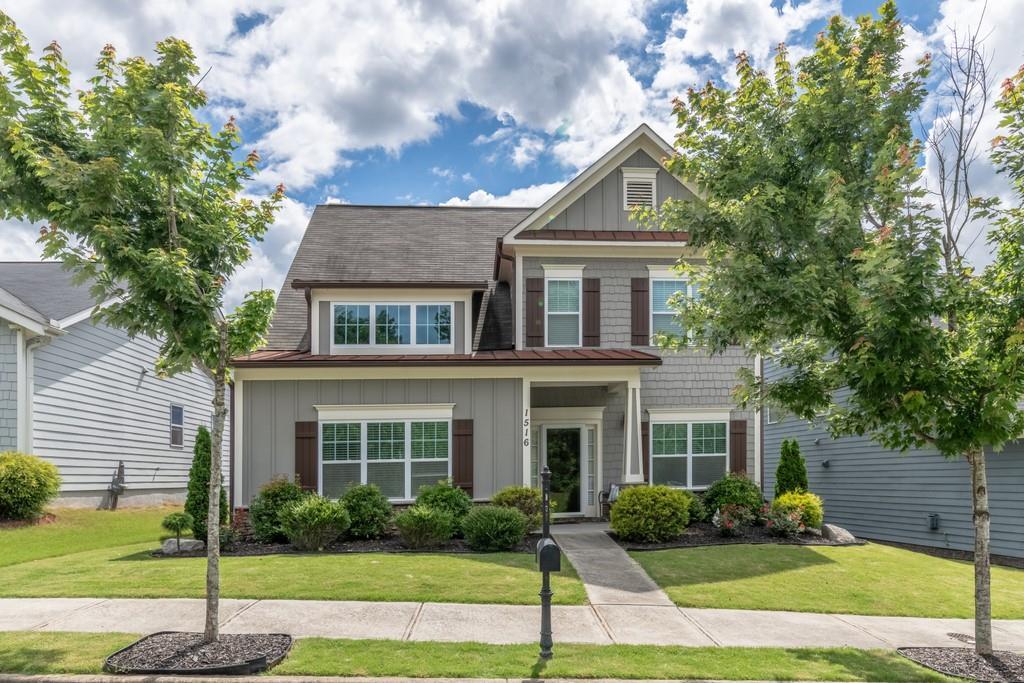 1516 Drew Dr., Atlanta, GA 30318