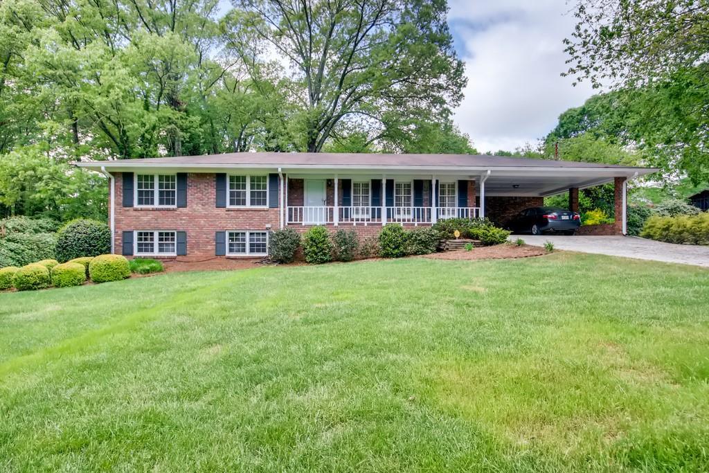 1603 Willie Dr., Marietta, GA 30062