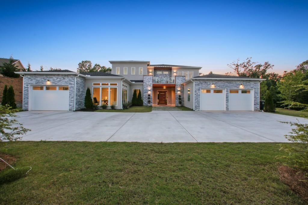179 Grove Dr., Dallas, GA 30132