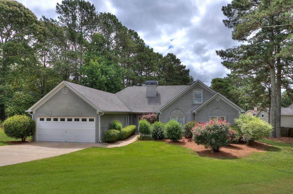 2121 Soft Pine Ln., Acworth, GA 30102